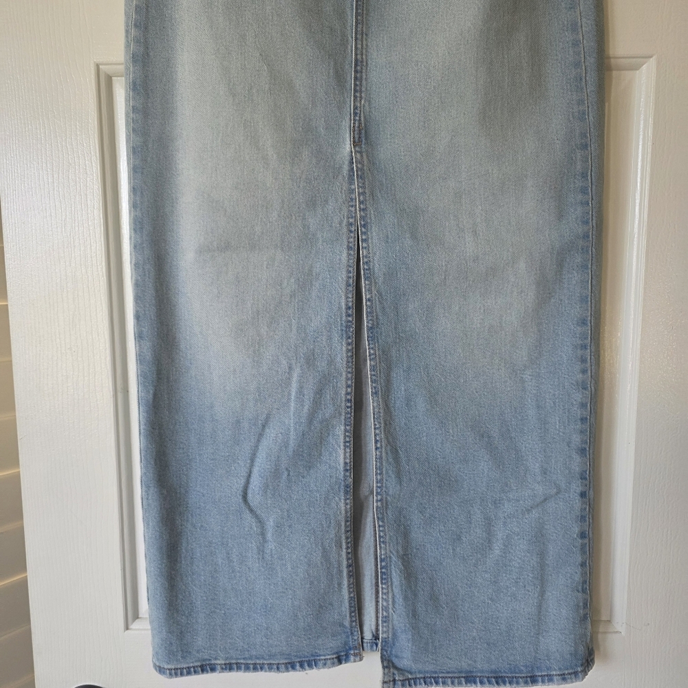 Universal Thread Maxi Denim Skirt Light Blue 4 NEW - Picture 2 of 8